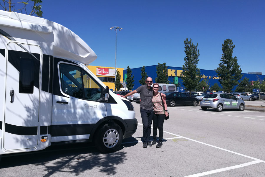 Jo and Jose head to Ikea to equip their brand new Benimar 440 UP motorhome before touring Europe